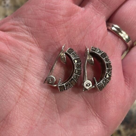Vintage 925 rhinestone clip ons - Picture 4 of 9